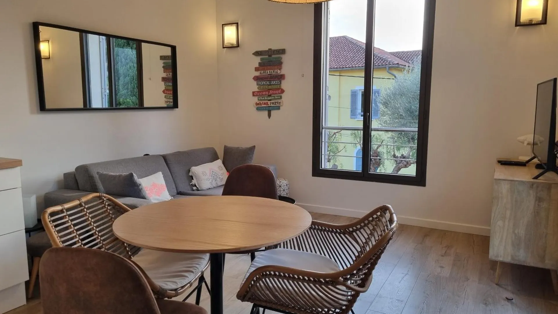 Apartment La Fossette - T2 Avec Terrasse, Parking Et Wifi