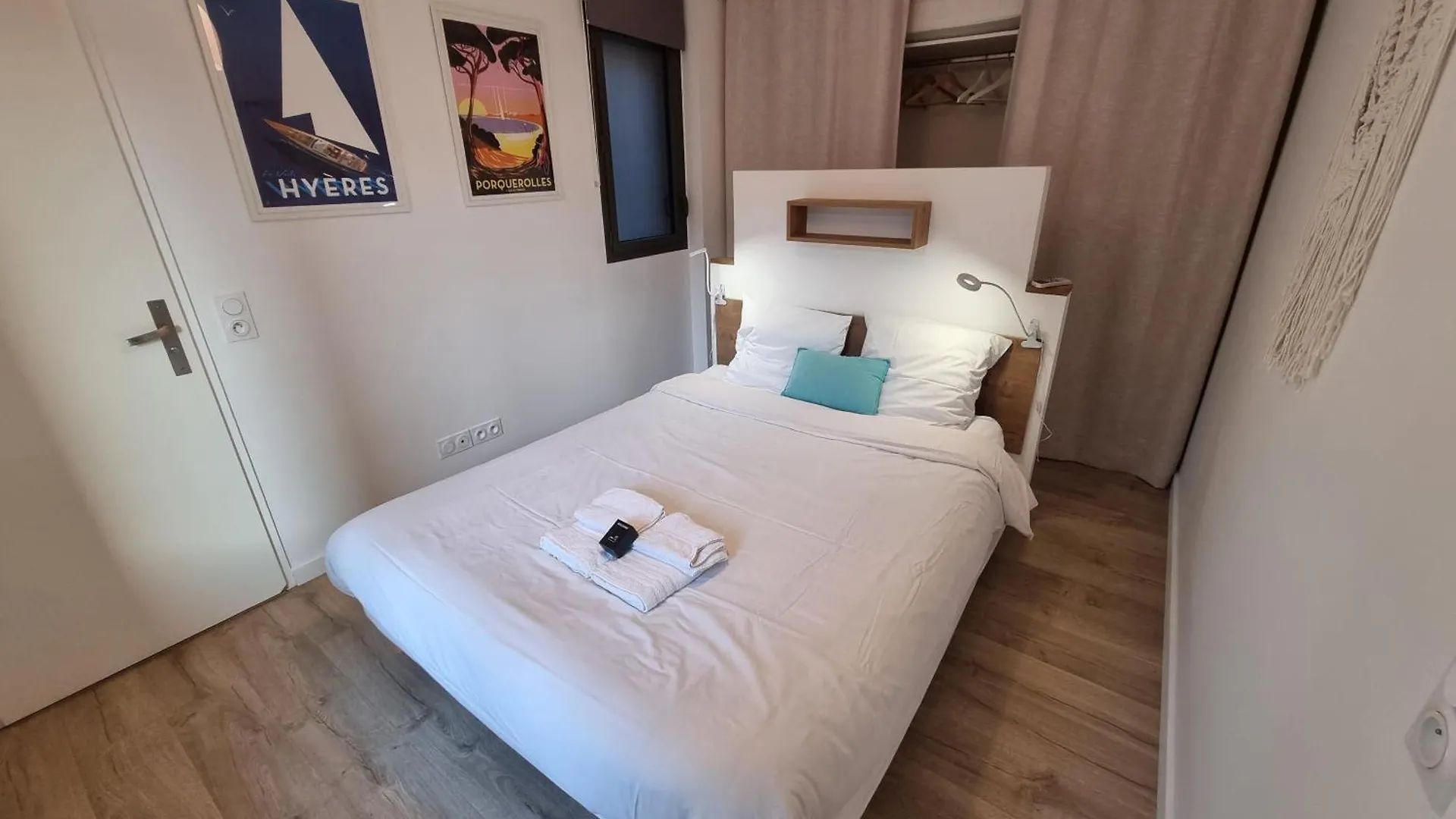 La Fossette - T2 Avec Terrasse, Parking Et Wifi 0*, Le Lavandou France